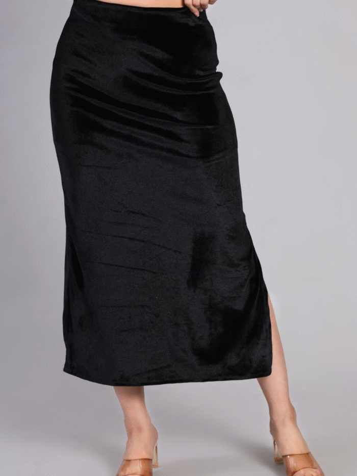 The Noir Éclat Skirt